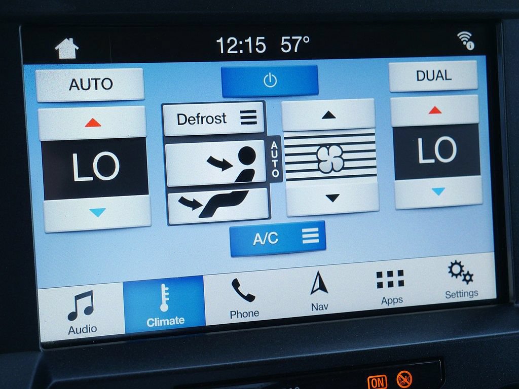 Used 2018 Ford F350 Lariat w/ Chrome Package AWD/4WD image 45