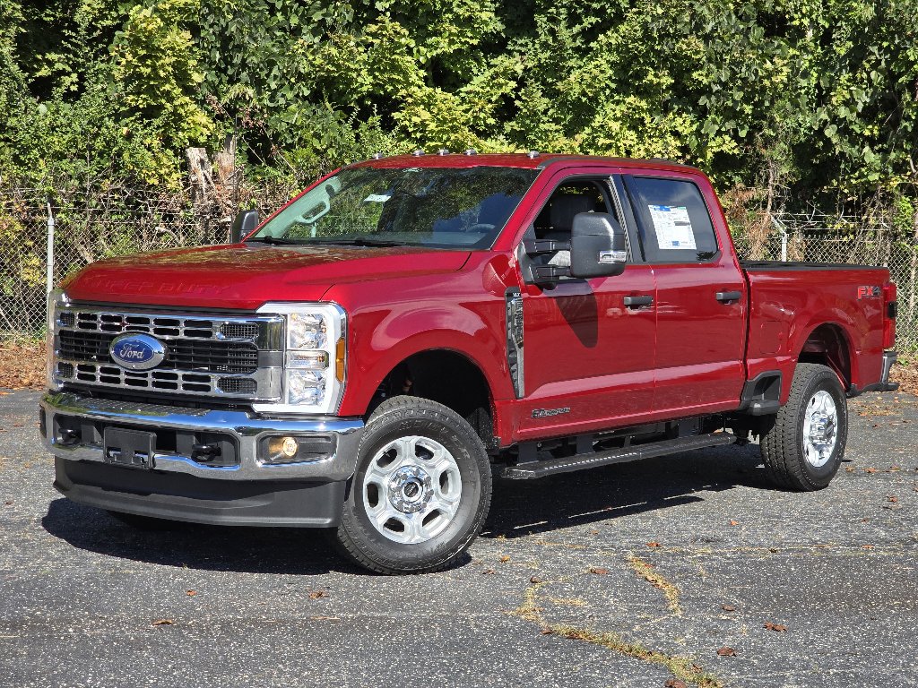 New 2026 Ford F350 XLT image 2