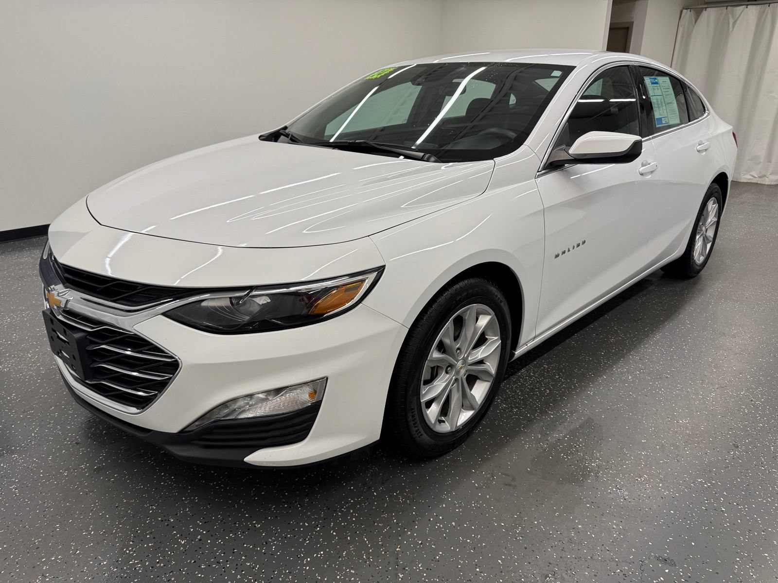 Used 2024 Chevrolet Malibu LT FWD image 4