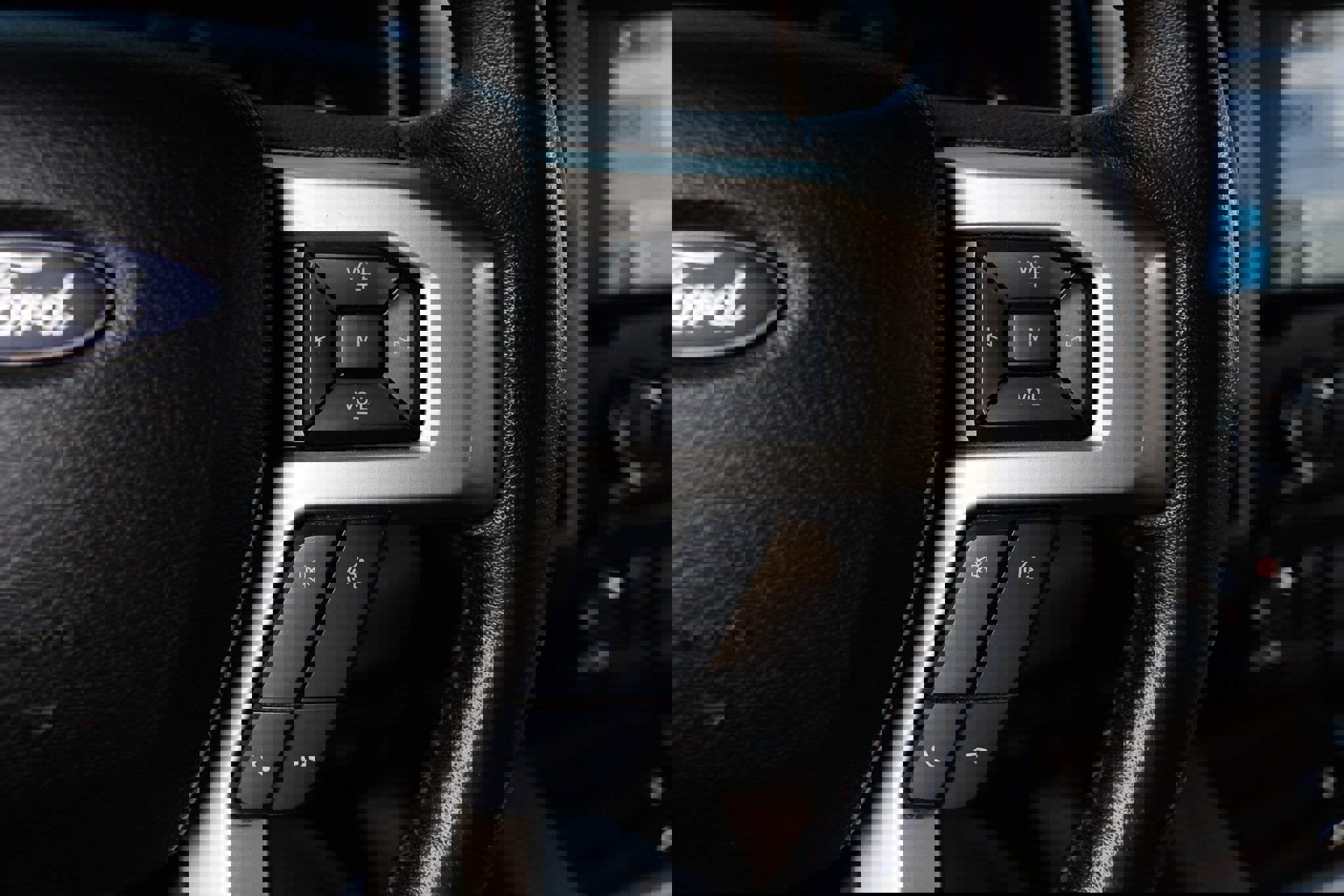 Used 2017 Ford F150 Lariat w/ Equipment Group 501A Mid image 31