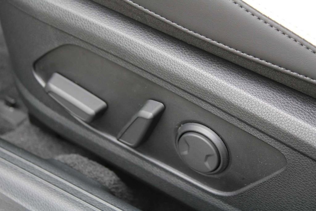 New 2025 Kia K5 GT-Line w/ GT-Line Premium Package image 21