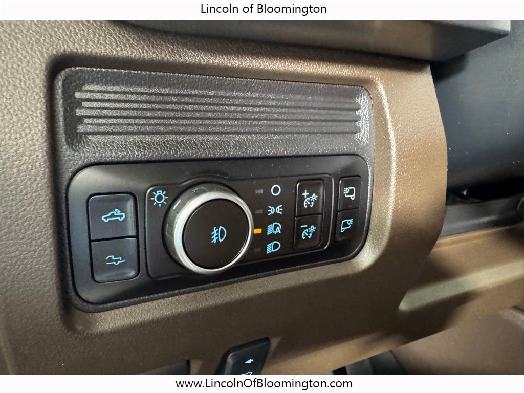 Used 2025 Ford F250 King Ranch w/ Chrome Package AWD/4WD image 42