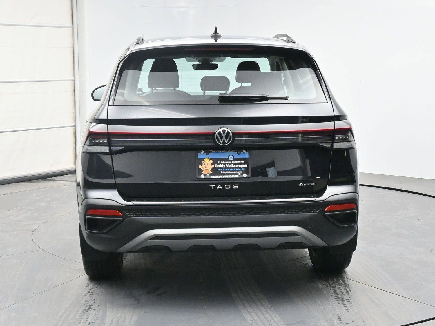 Certified 2025 Volkswagen Taos S w/ Taos Adventure Package (SXB) AWD/4WD image 23