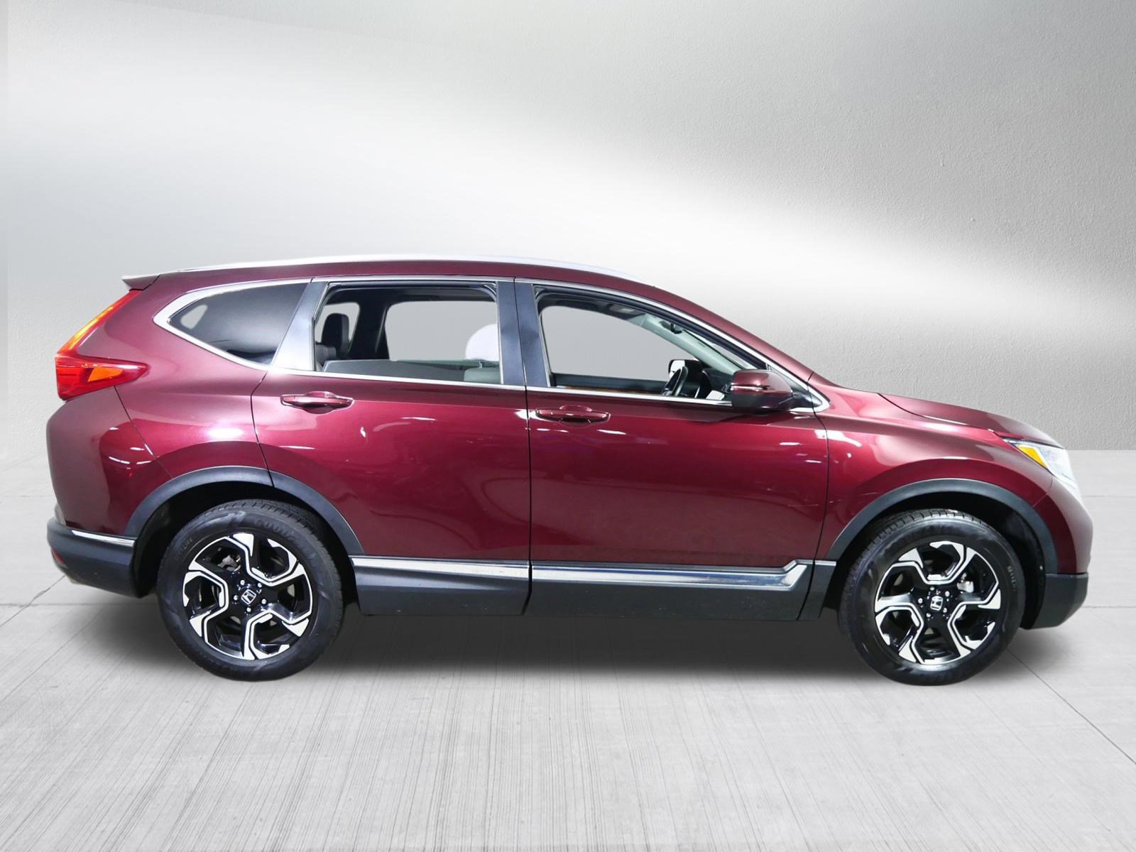Used 2017 Honda CR-V Touring image 8