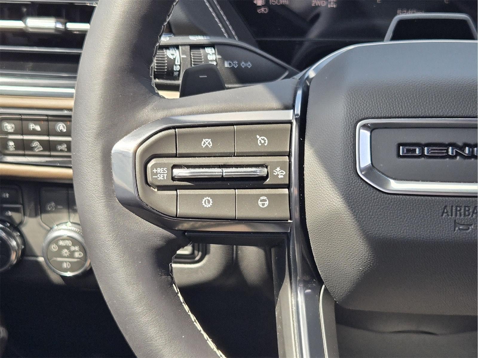 Used 2026 GMC Yukon Denali Ultimate w/ LPO, Floor Liner Package AWD/4WD image 28