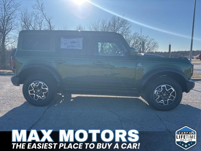 New 2025 Ford Bronco Outer Banks image 3