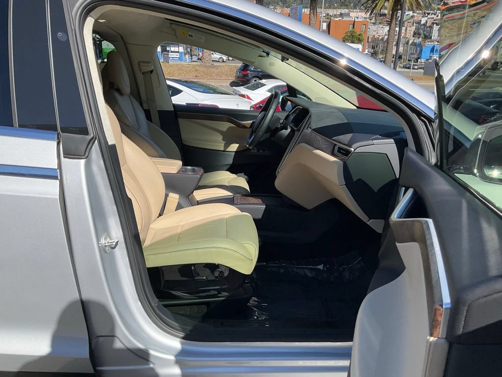 Used 2016 Tesla Model X 75D AWD/4WD image 79