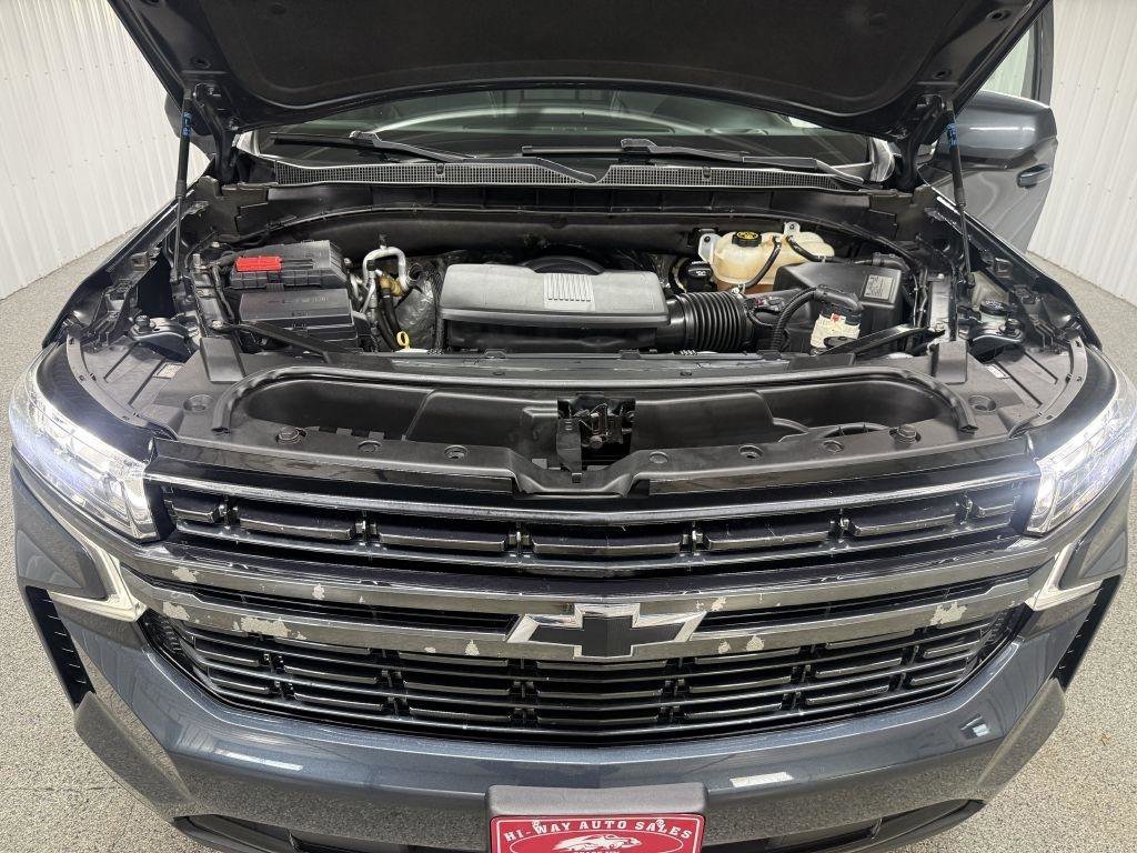 Used 2021 Chevrolet Suburban RST AWD/4WD image 41