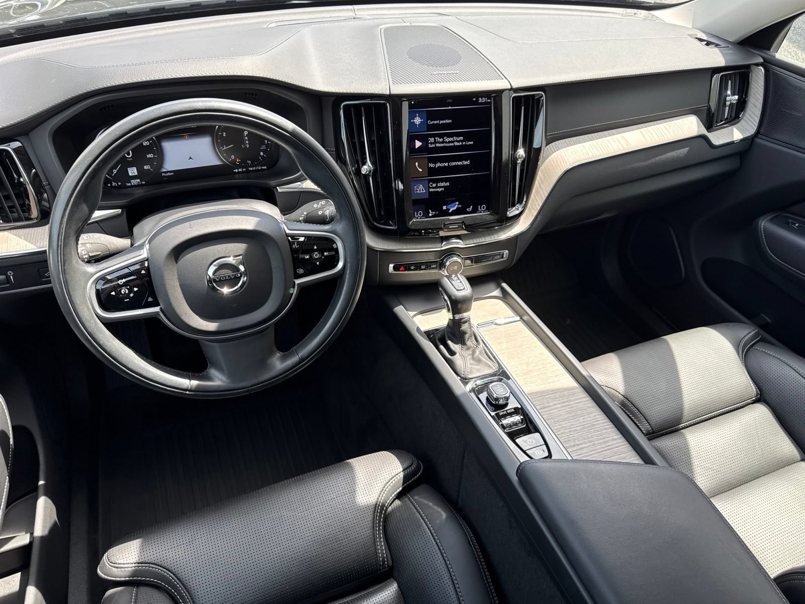 Used 2021 Volvo XC60 T5 Inscription w/ Climate Package AWD/4WD image 17