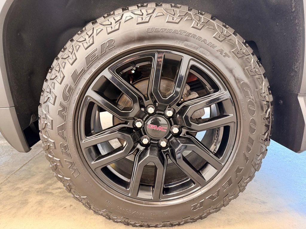 Used 2022 GMC Sierra 1500 Elevation AWD/4WD image 16