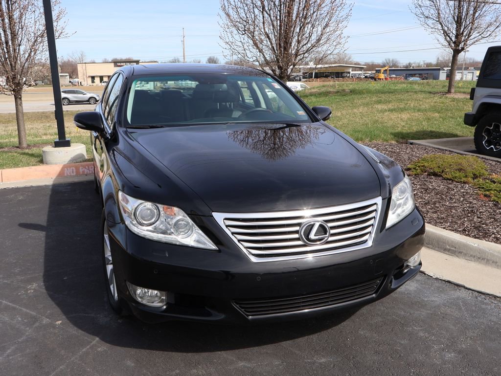Used 2010 Lexus LS 460 AWD image 4