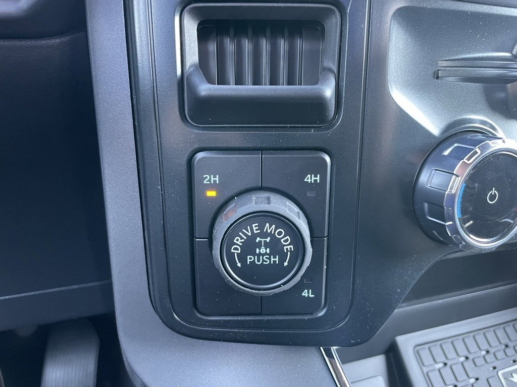 New 2025 Ford F150 XLT w/ Equipment Group 302A MID image 50