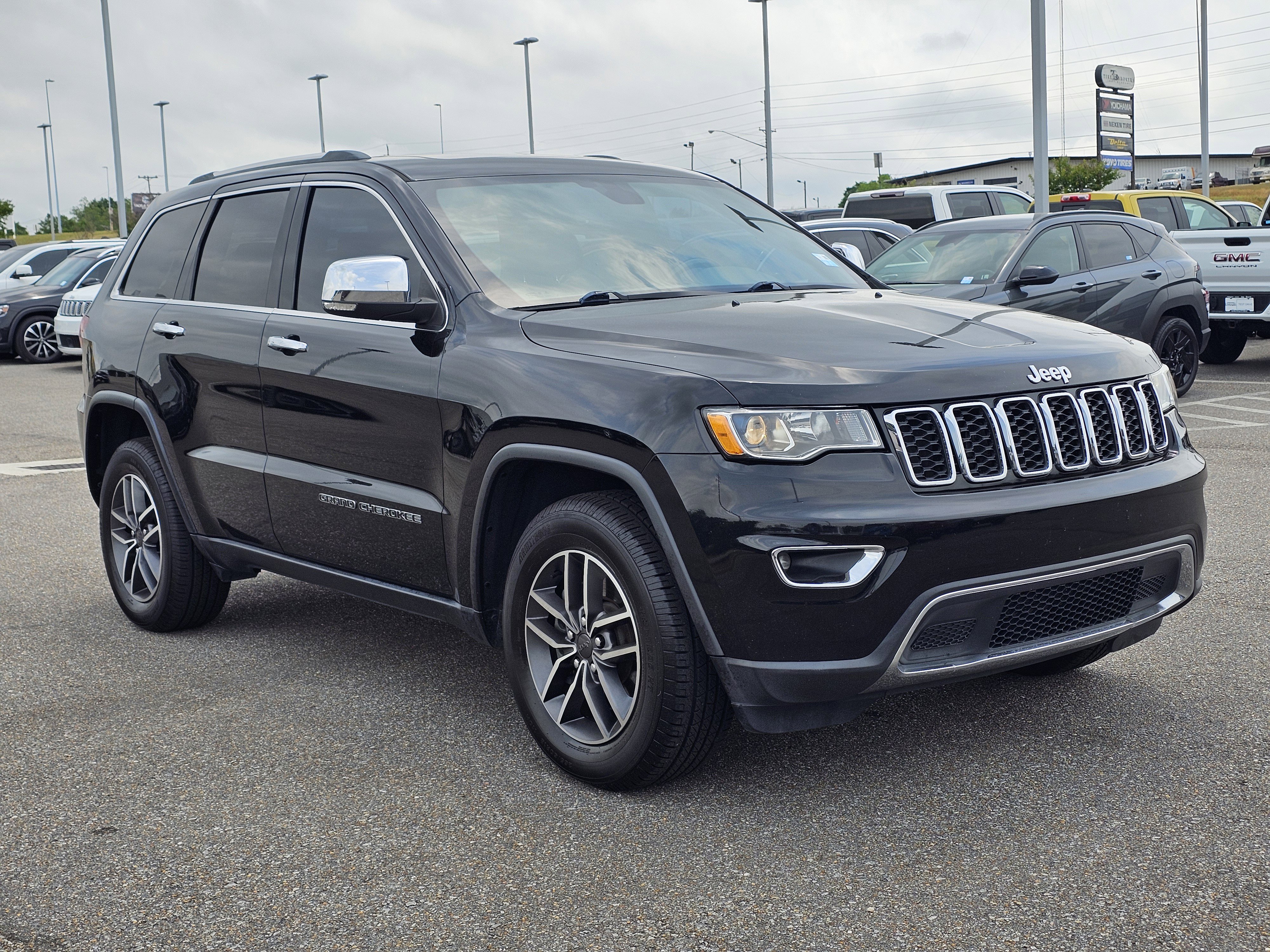 Used 2021 Jeep Grand Cherokee Limited AWD/4WD image 5