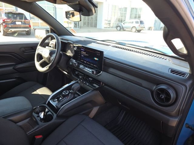 Used 2023 Chevrolet Colorado Trail Boss w/ Advanced Trailering Package image 32