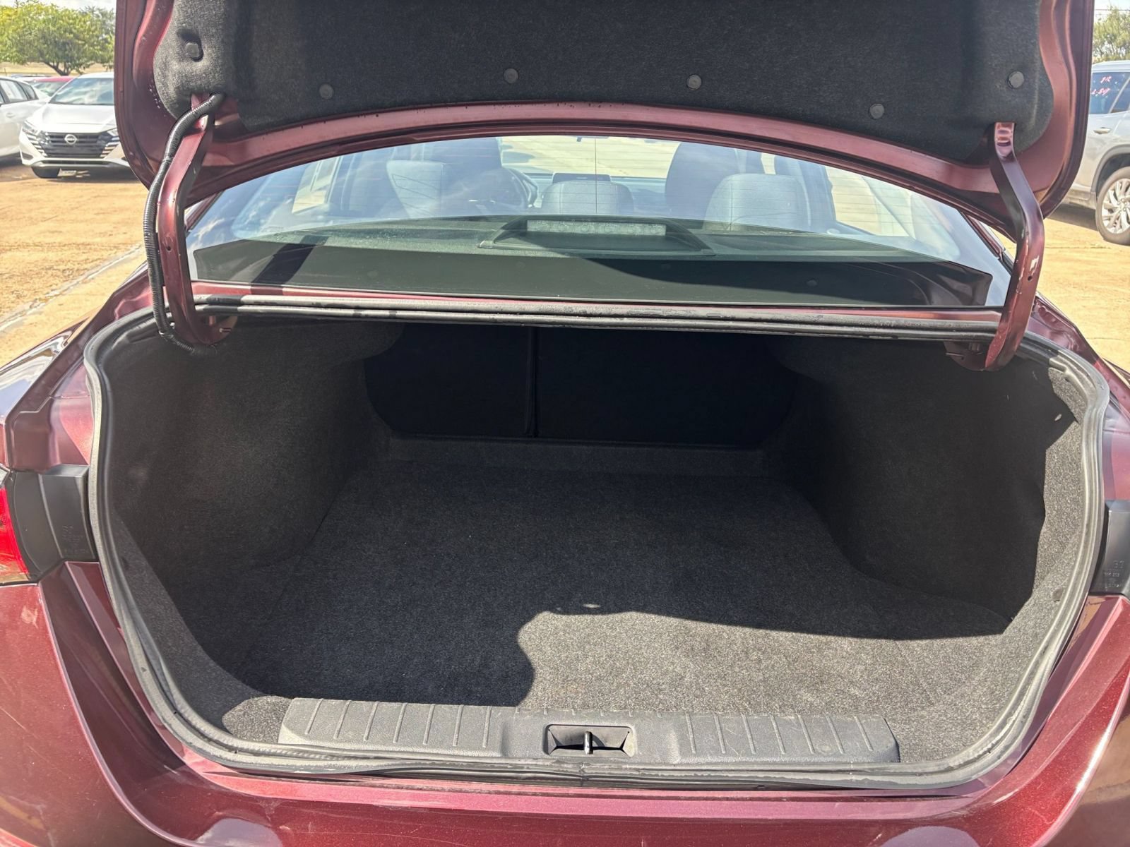 Used 2025 Nissan Sentra SV FWD image 29