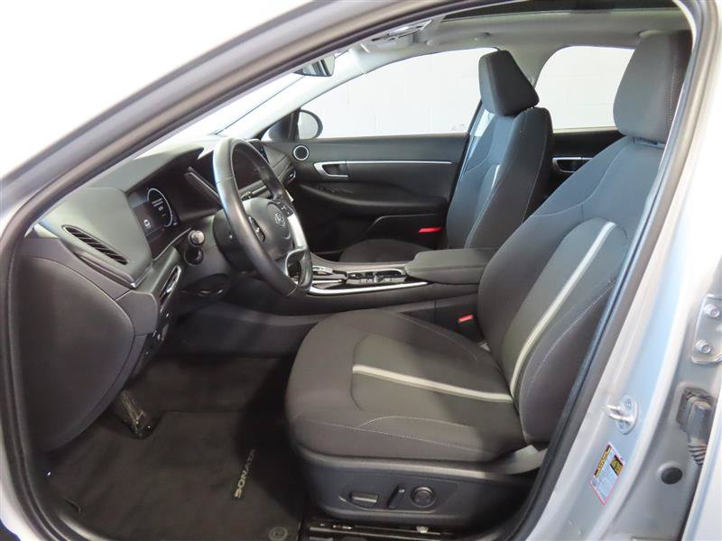 Used 2023 Hyundai Sonata SEL w/ Convenience Package FWD image 15