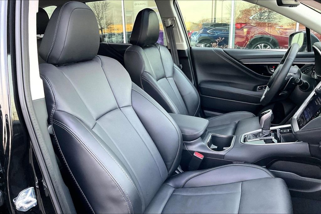 Certified 2025 Subaru Outback Limited image 7