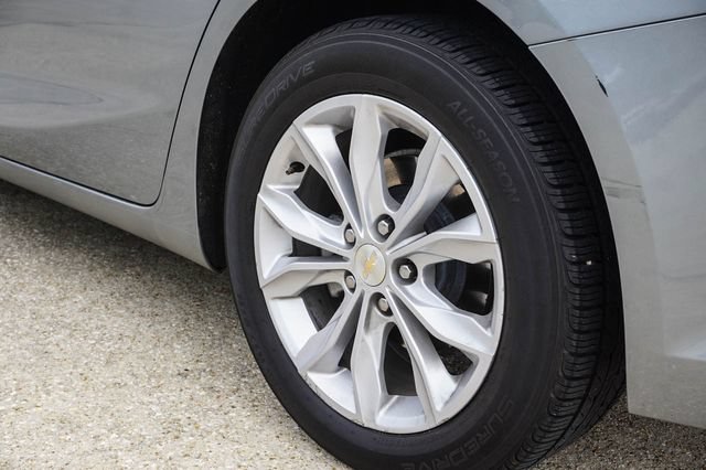 Used 2023 Chevrolet Malibu LT FWD image 5