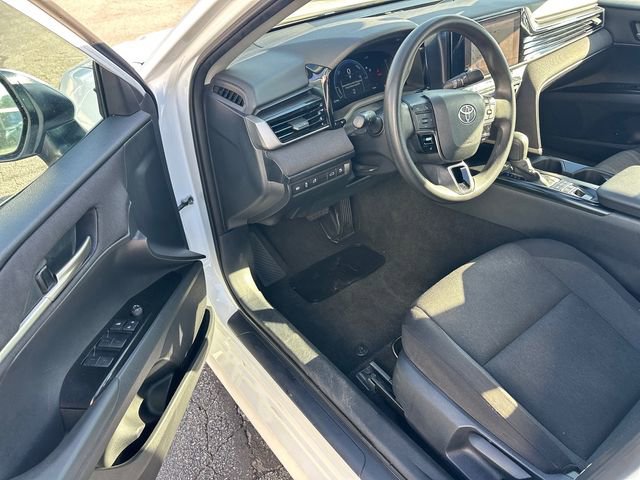 Certified 2025 Toyota Camry LE image 4
