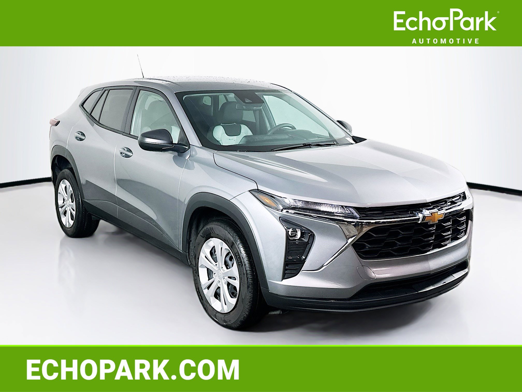 Used 2025 Chevrolet Trax LS