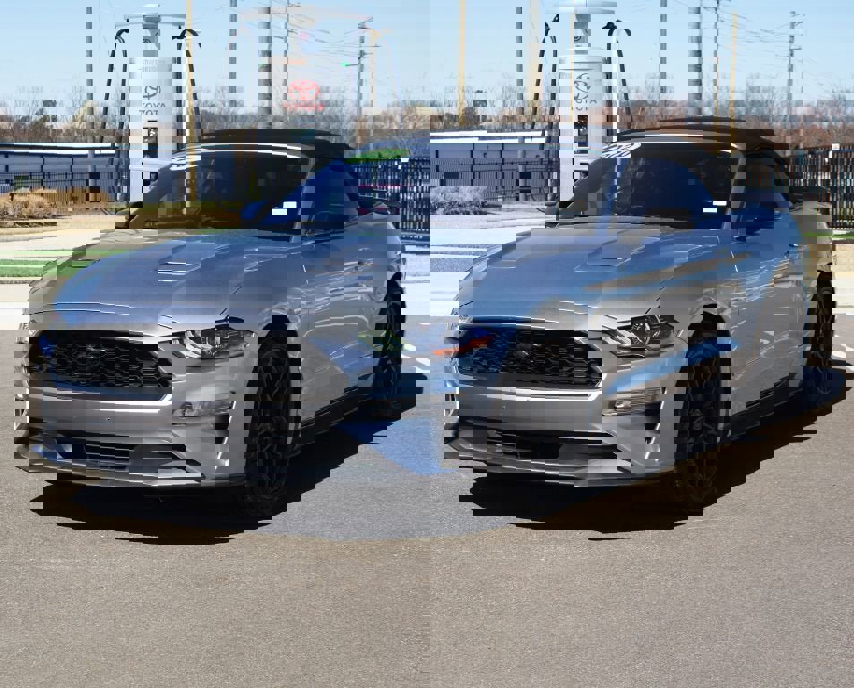 Used 2020 Ford Mustang Premium image 21