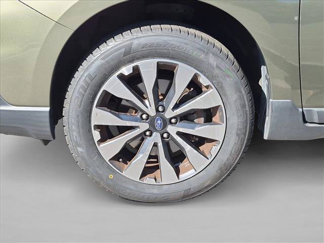 Used 2015 Subaru Outback 2.5i Limited AWD/4WD image 12