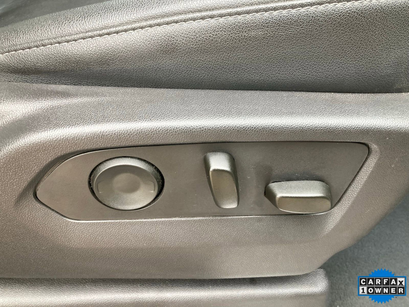 Certified 2024 GMC Sierra 1500 SLT image 35