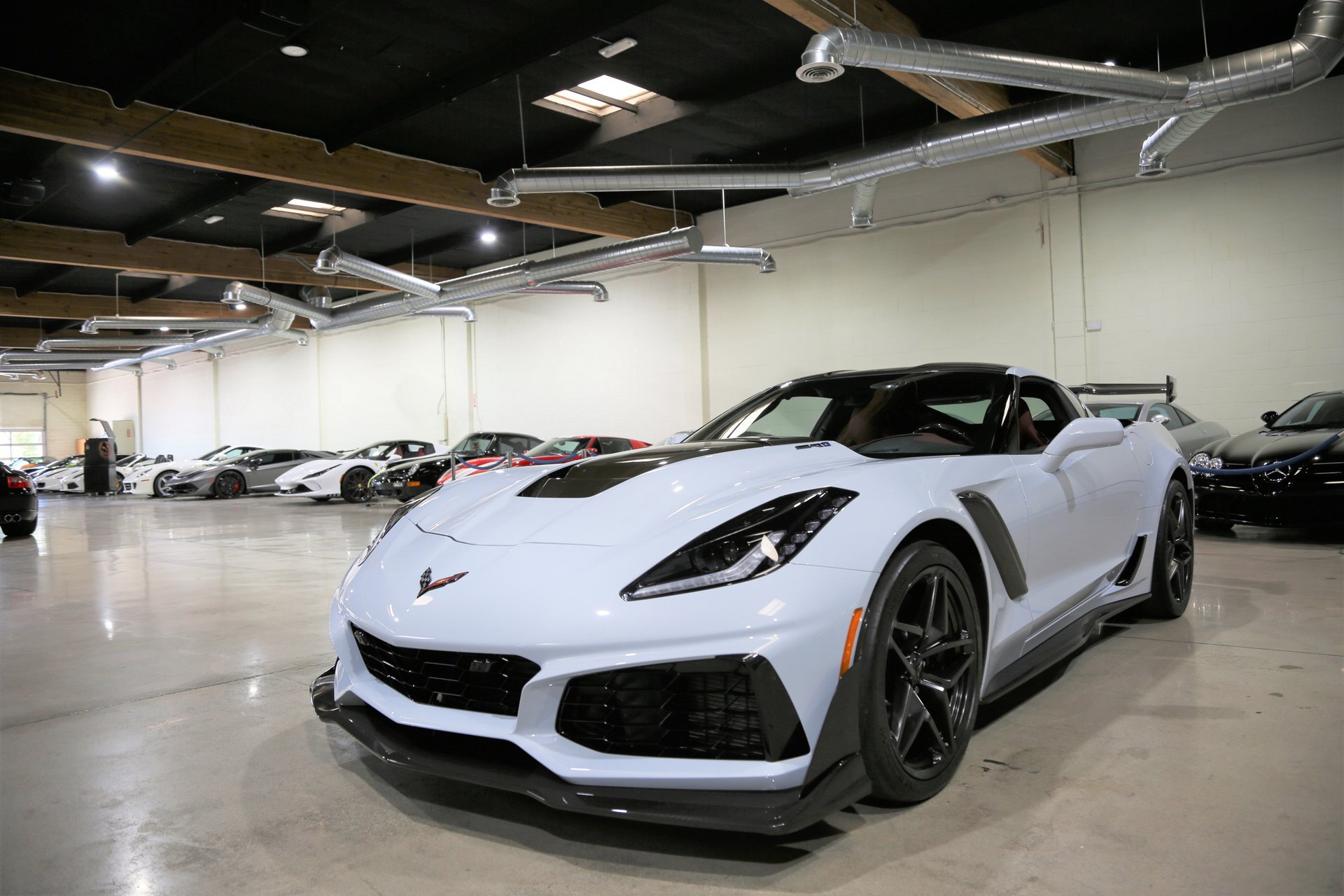 Used 2019 Chevrolet Corvette ZR1 RWD image 21