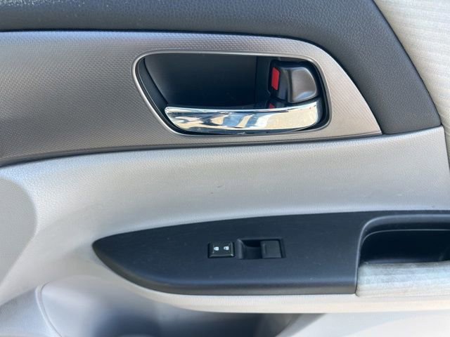 Used 2014 Honda Accord LX image 29