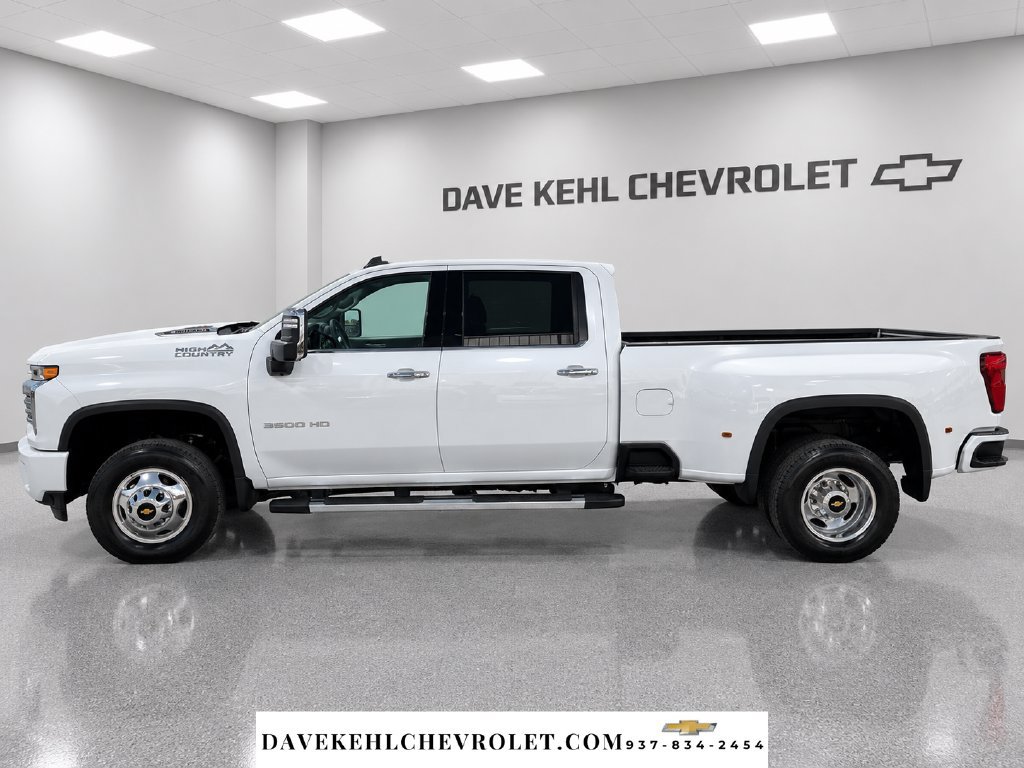 Used 2022 Chevrolet Silverado 3500 High Country AWD/4WD image 2