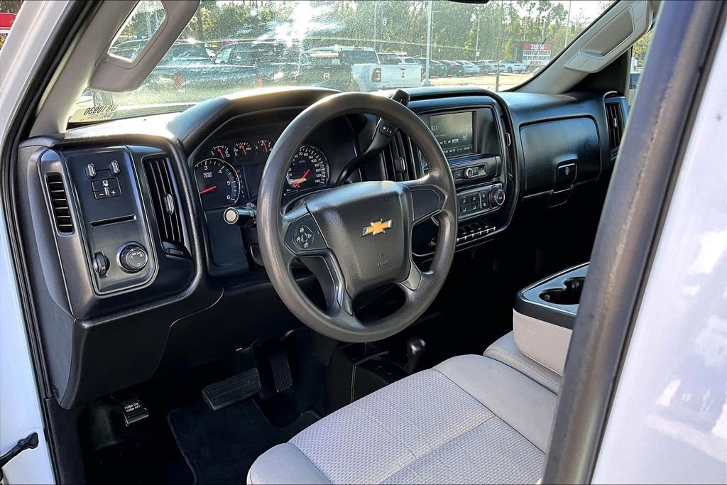 Used 2019 Chevrolet Silverado 3500 W/T image 4
