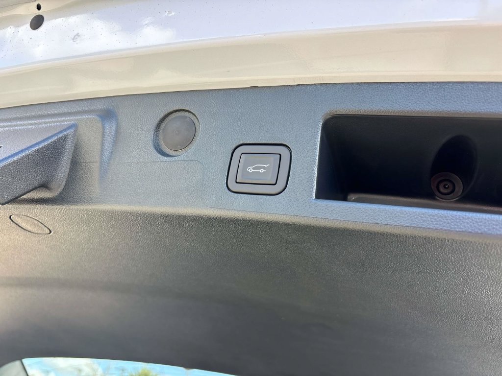 New 2027 Chevrolet Equinox RS AWD/4WD image 6
