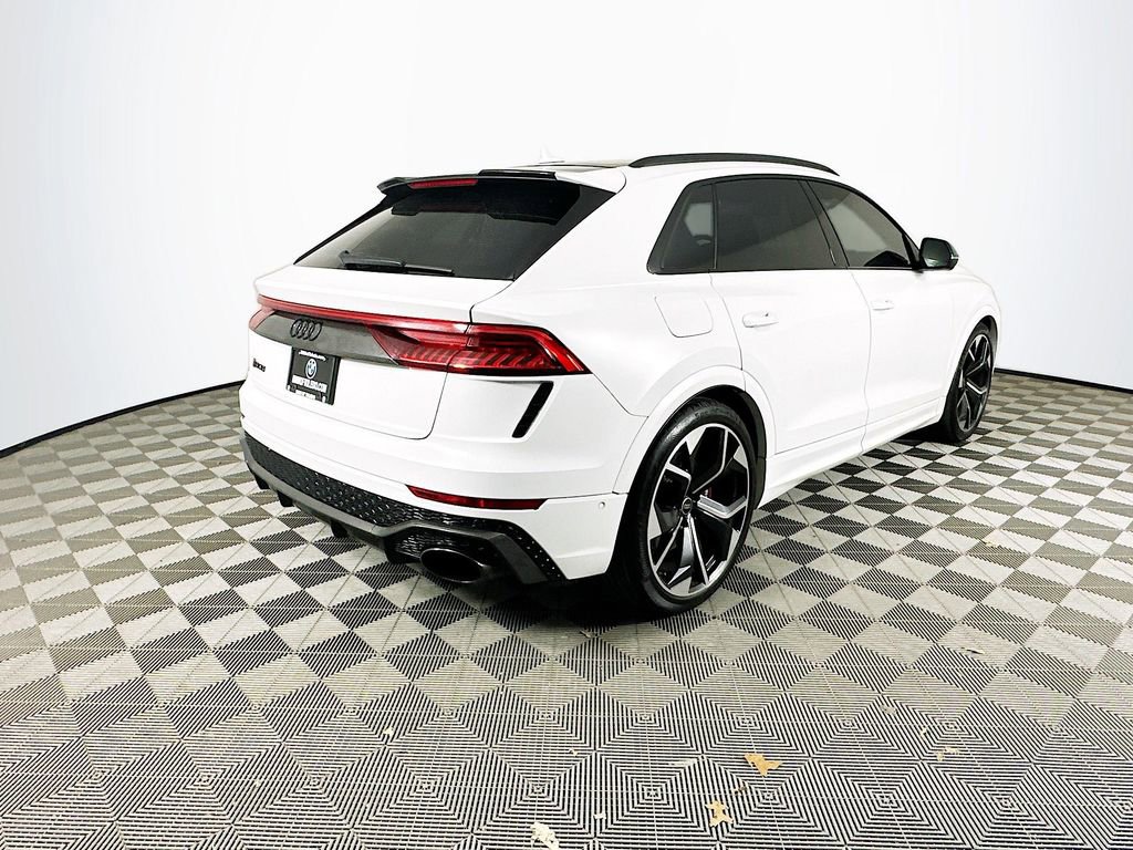Used 2024 Audi RS Q8 image 9