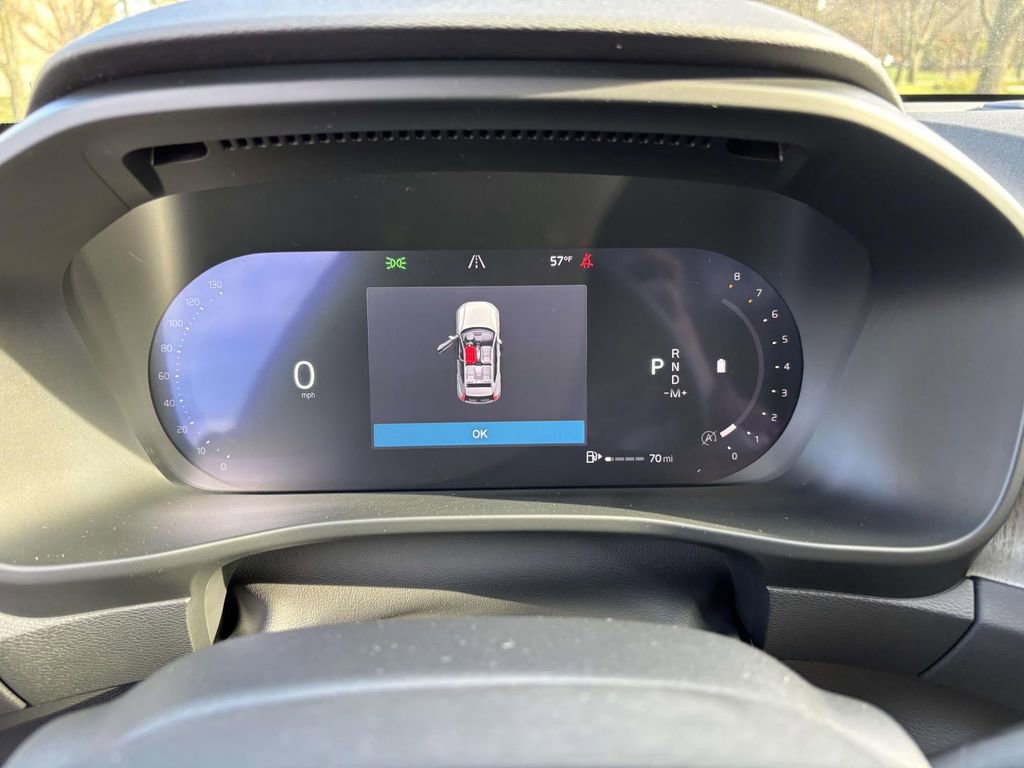 New 2026 Volvo XC40 B5 Plus w/ Protection Package Premier image 15