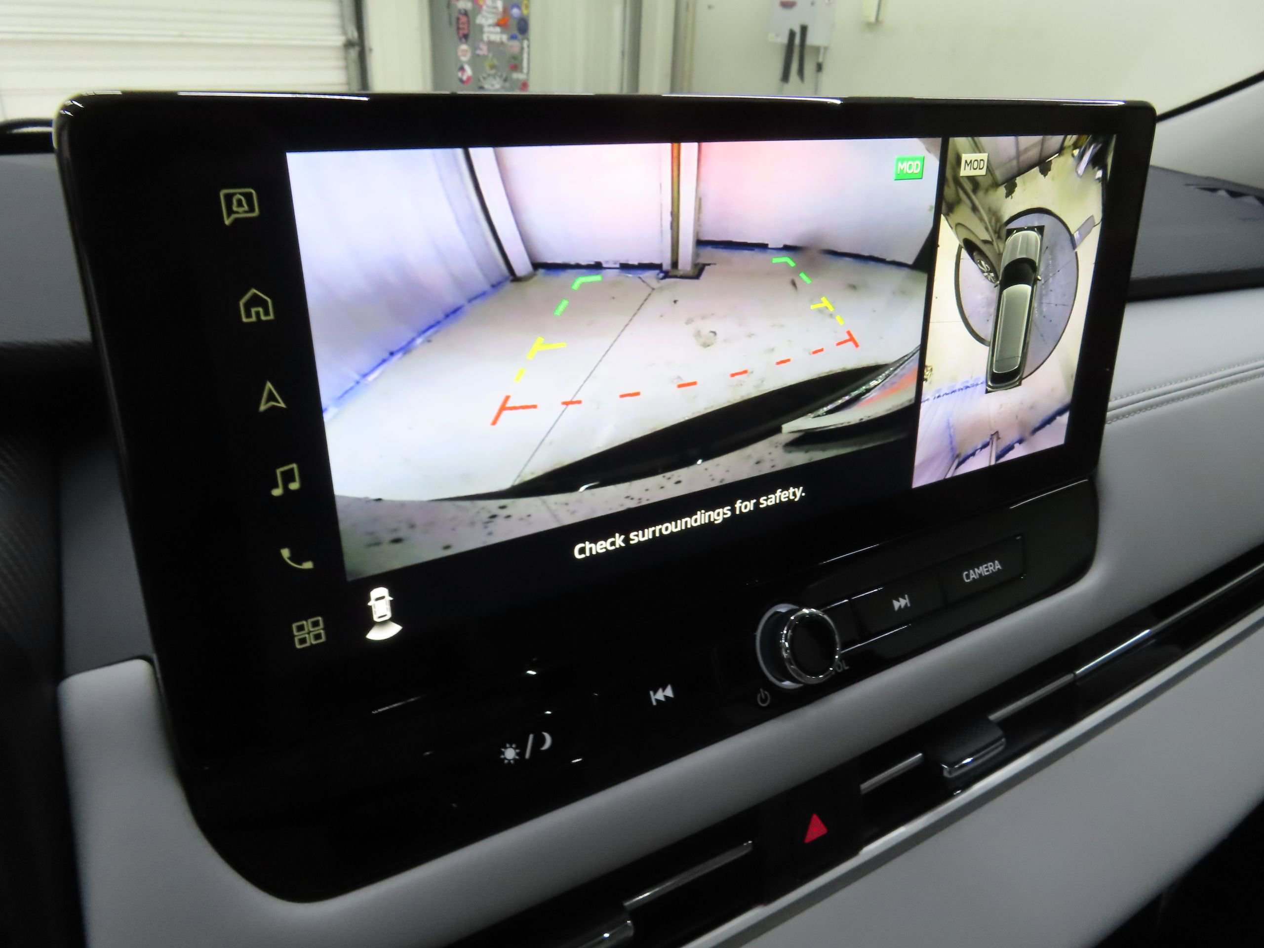 New 2025 Mitsubishi Outlander SEL image 16