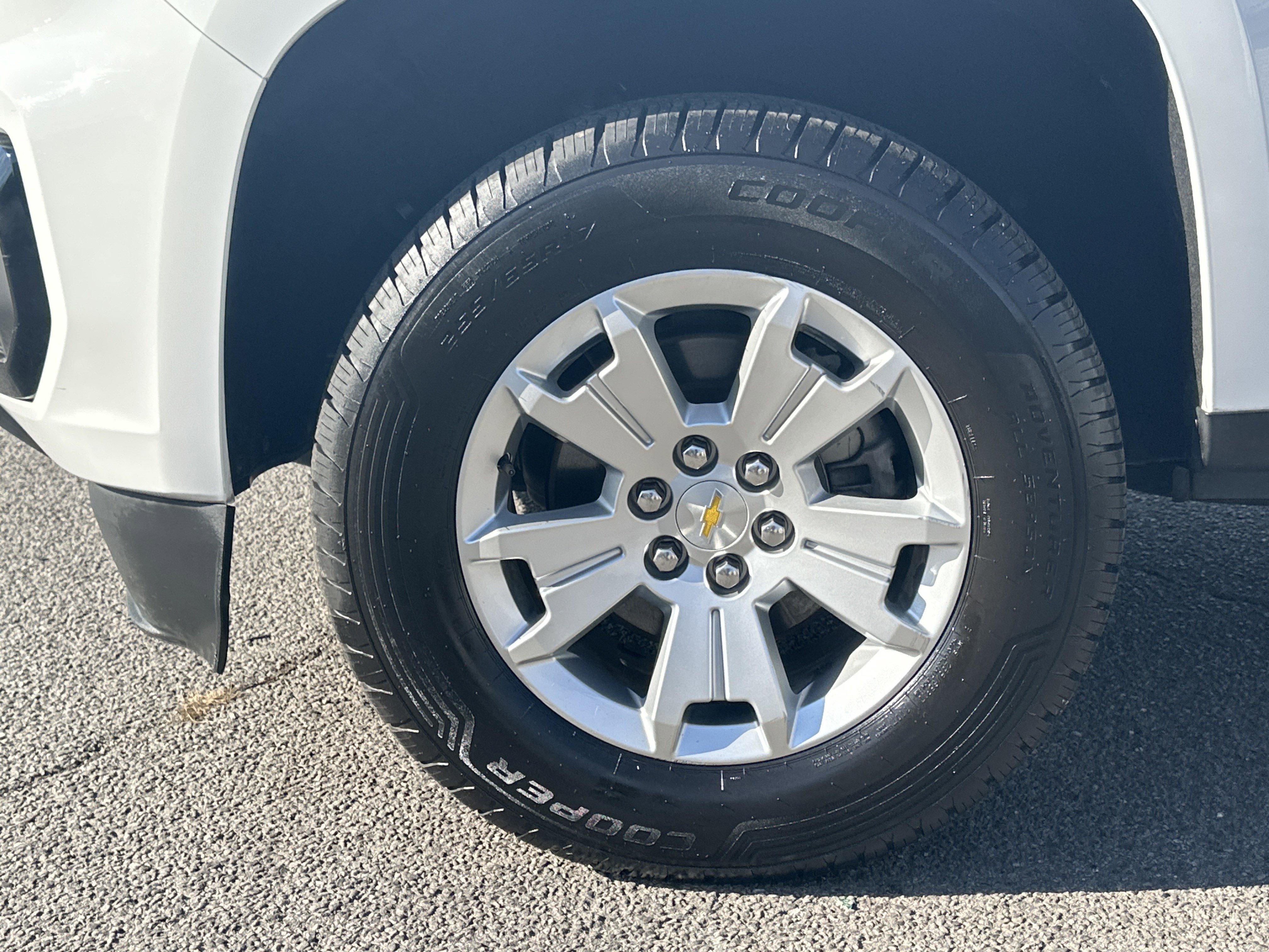 Used 2022 Chevrolet Colorado LT w/ Fleet Safety Package image 11