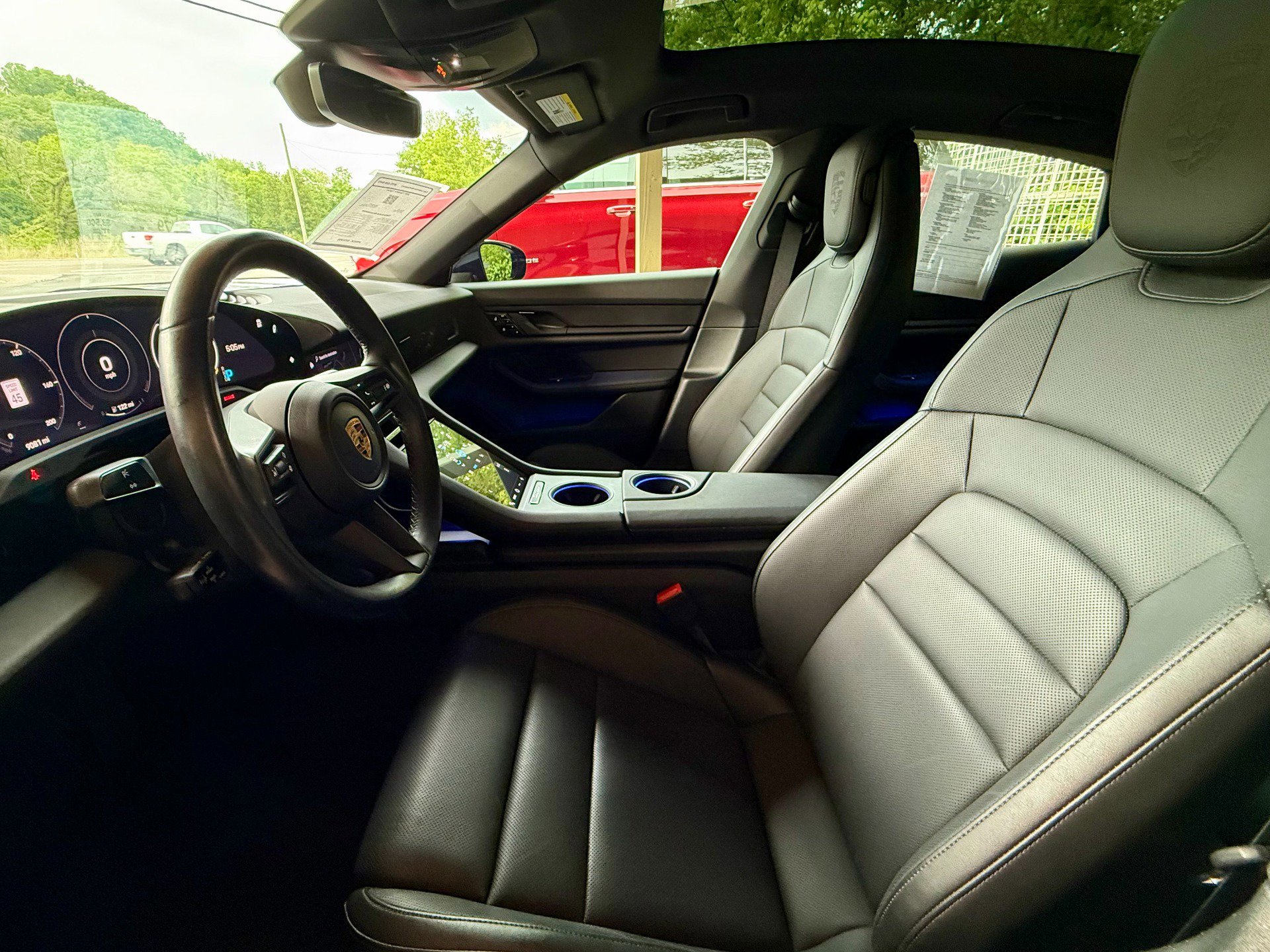 Used 2021 Porsche Taycan RWD image 8