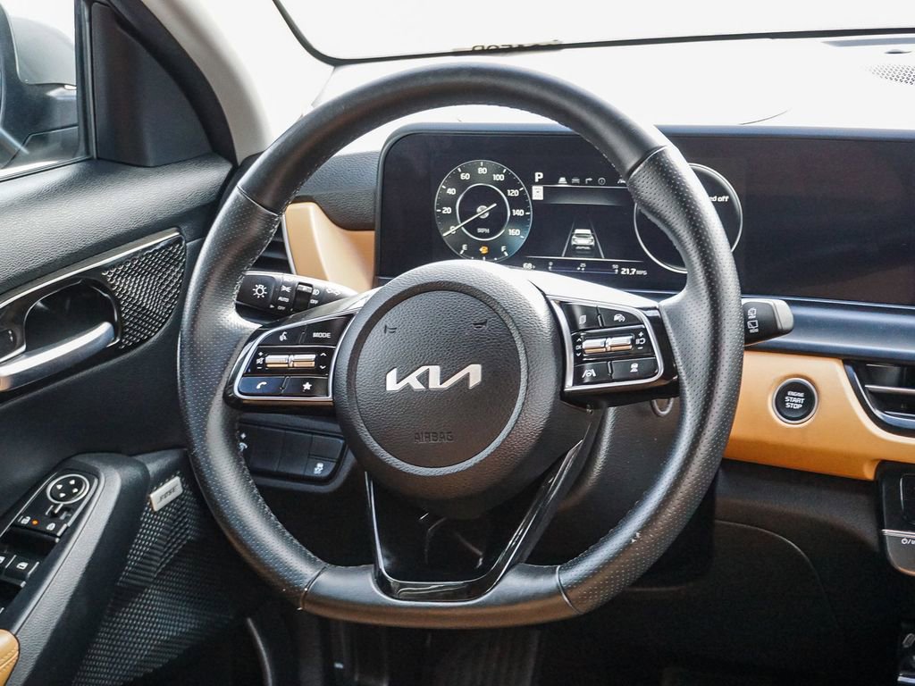 Certified 2024 Kia Seltos SX AWD/4WD image 17