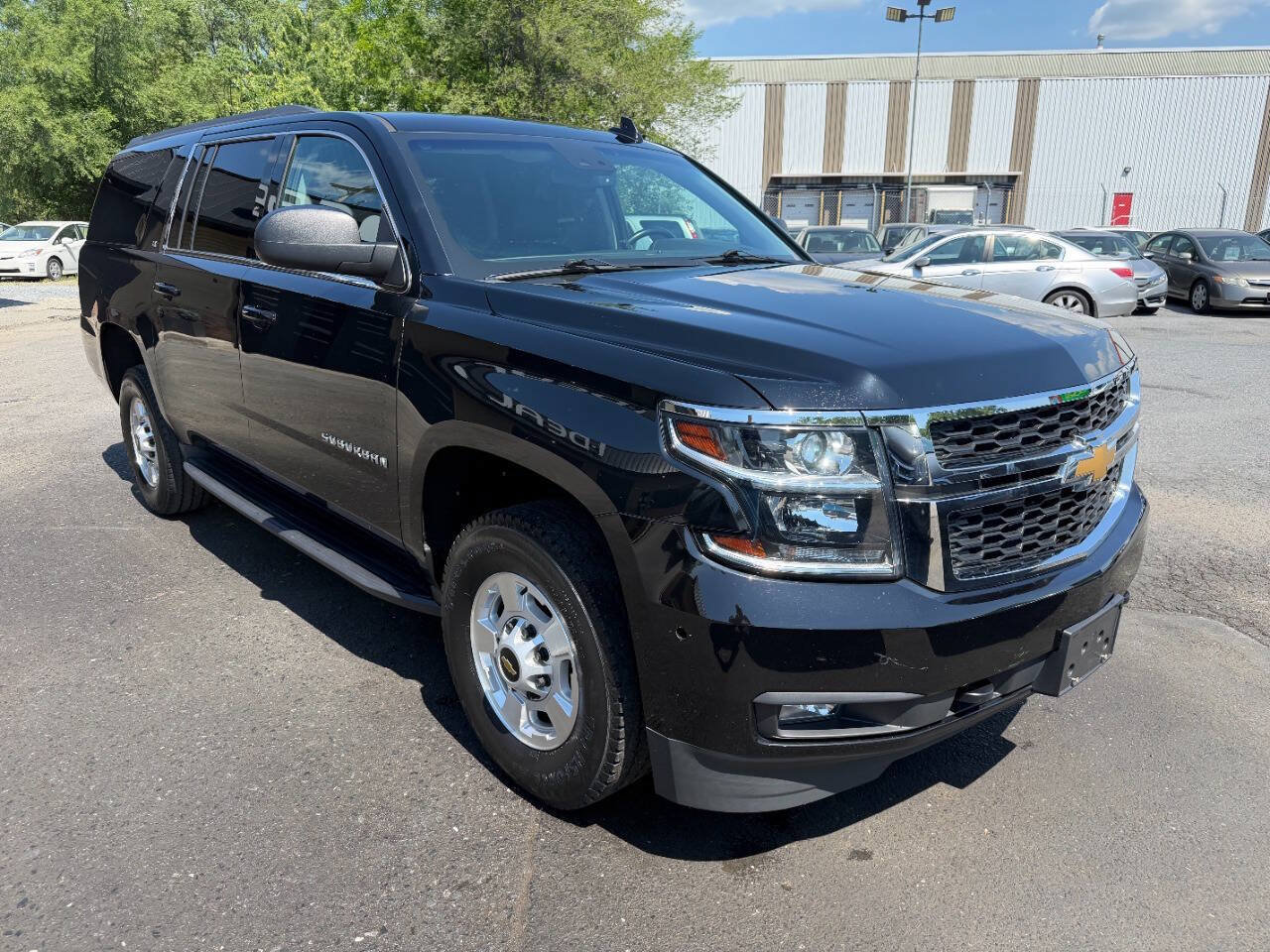 Used 2019 Chevrolet Suburban 3500 LT AWD/4WD image 5
