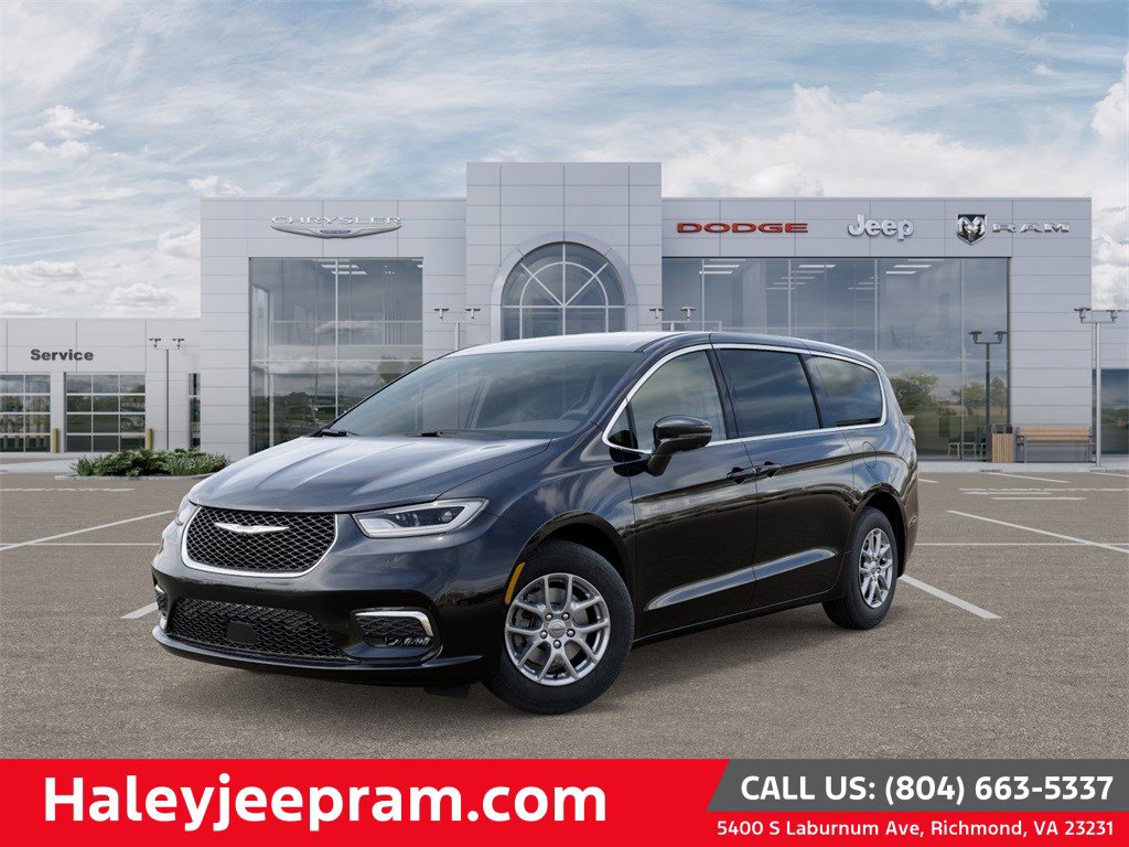 New 2026 Chrysler Pacifica Select image 1