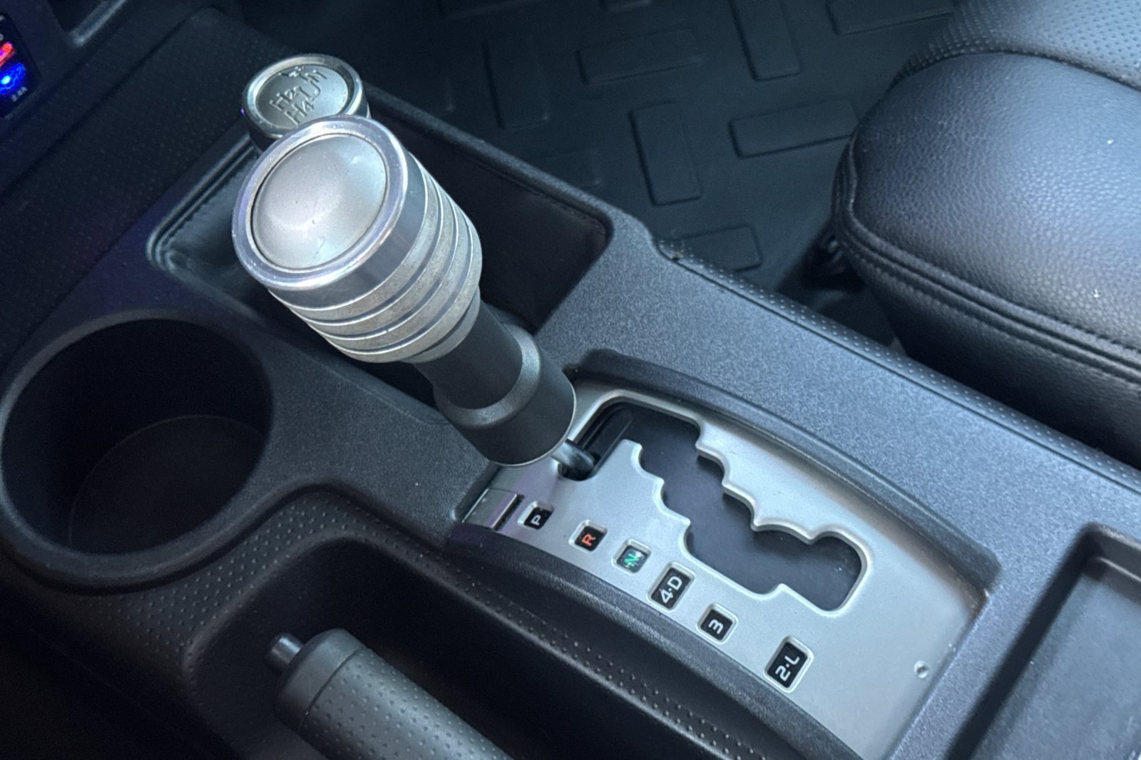 Used 2014 Toyota FJ Cruiser 4WD image 21