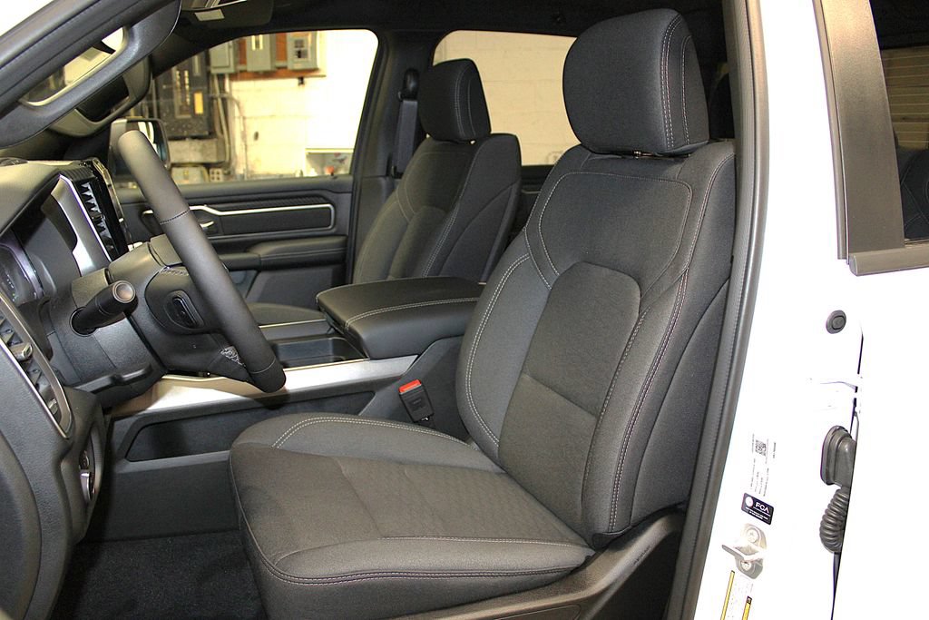 New 2026 RAM 1500 Big Horn AWD/4WD image 25