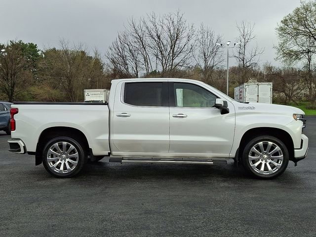 Used 2022 Chevrolet Silverado 1500 High Country w/ Technology Package AWD/4WD image 10