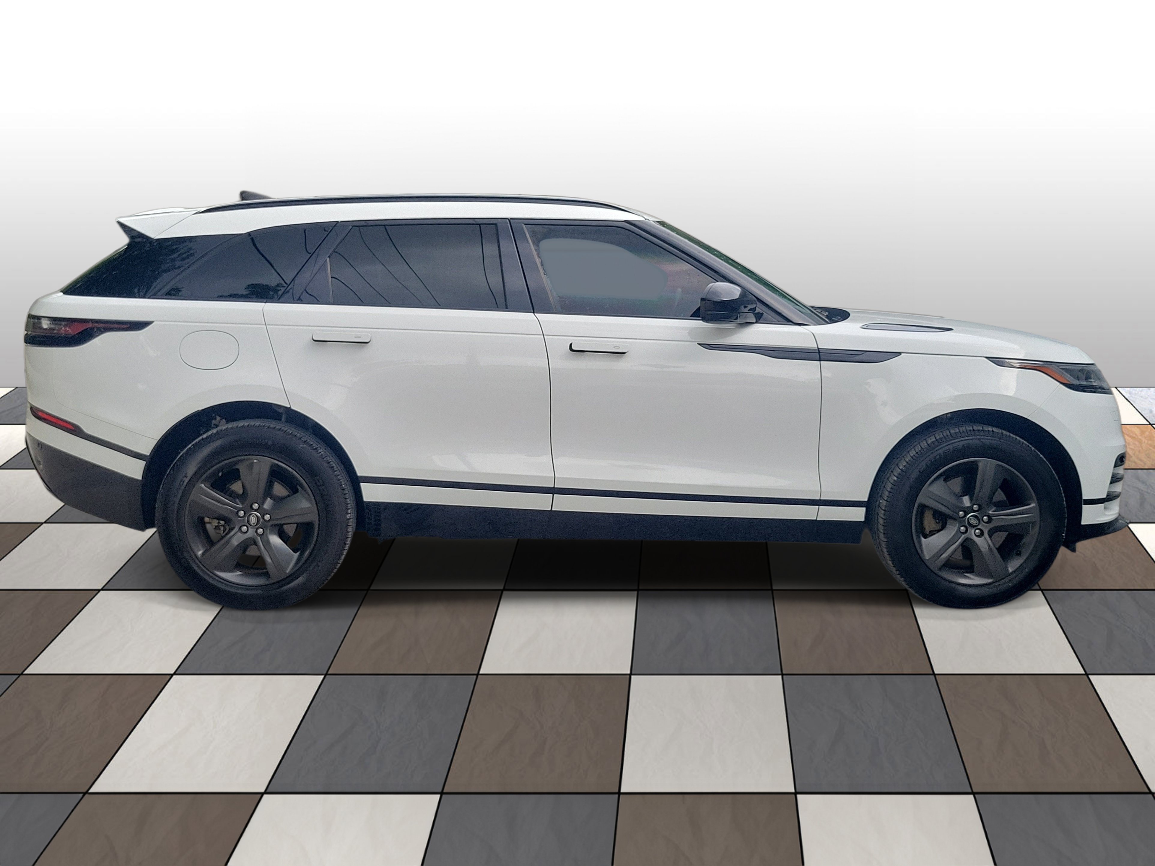 Used 2025 Land Rover Range Rover Velar Dynamic SE AWD/4WD image 4