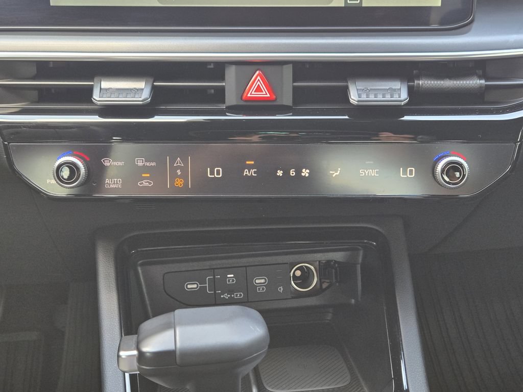 Certified 2026 Kia K5 GT-Line w/ GT-Line Premium Package FWD image 21