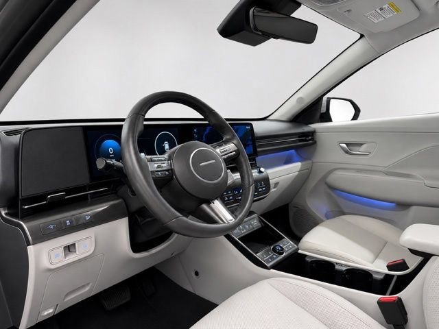 Used 2025 Hyundai Kona Limited AWD/4WD image 11