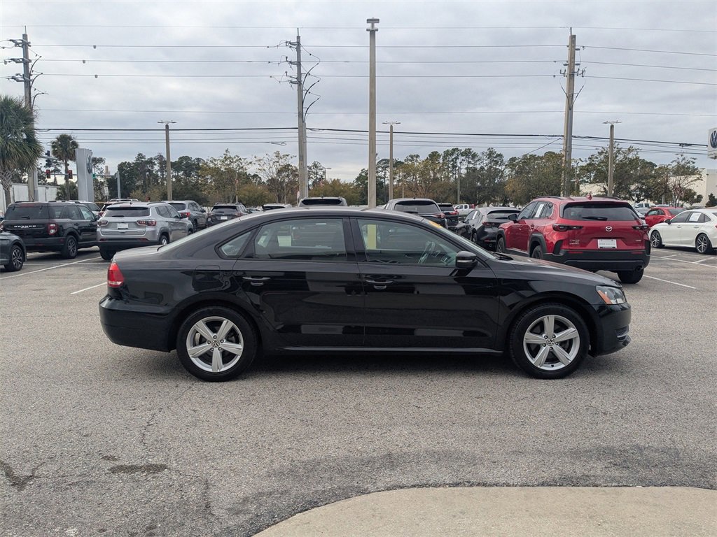 Used 2015 Volkswagen Passat 1.8T Limited Edition image 6