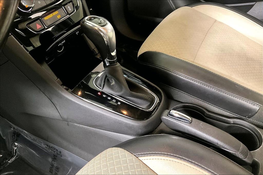 Used 2019 Buick Encore Preferred FWD image 17