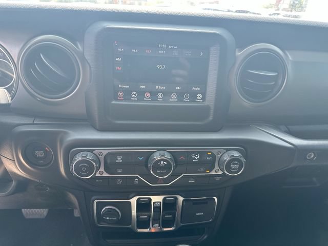 Used 2022 Jeep Wrangler Unlimited Sport AWD/4WD image 16