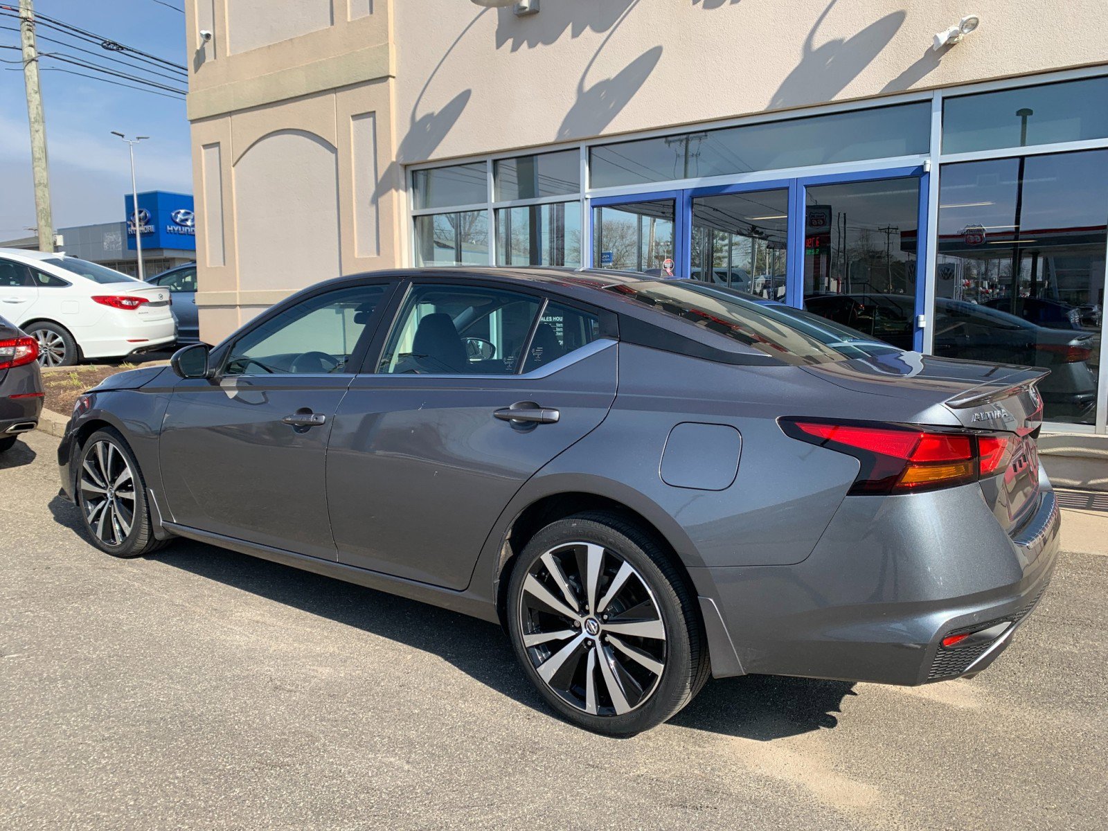 Used 2022 Nissan Altima 2.5 SR image 5